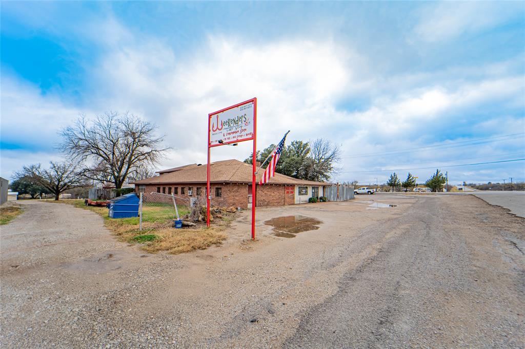 7235 W Us Highway 180 Property Photo 10