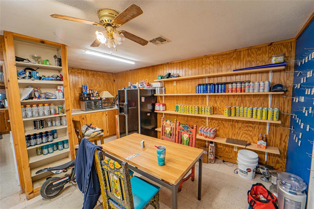 7235 W Us Highway 180 Property Photo 17