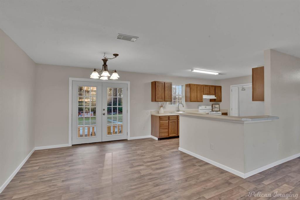 15335 Johns Road Property Photo