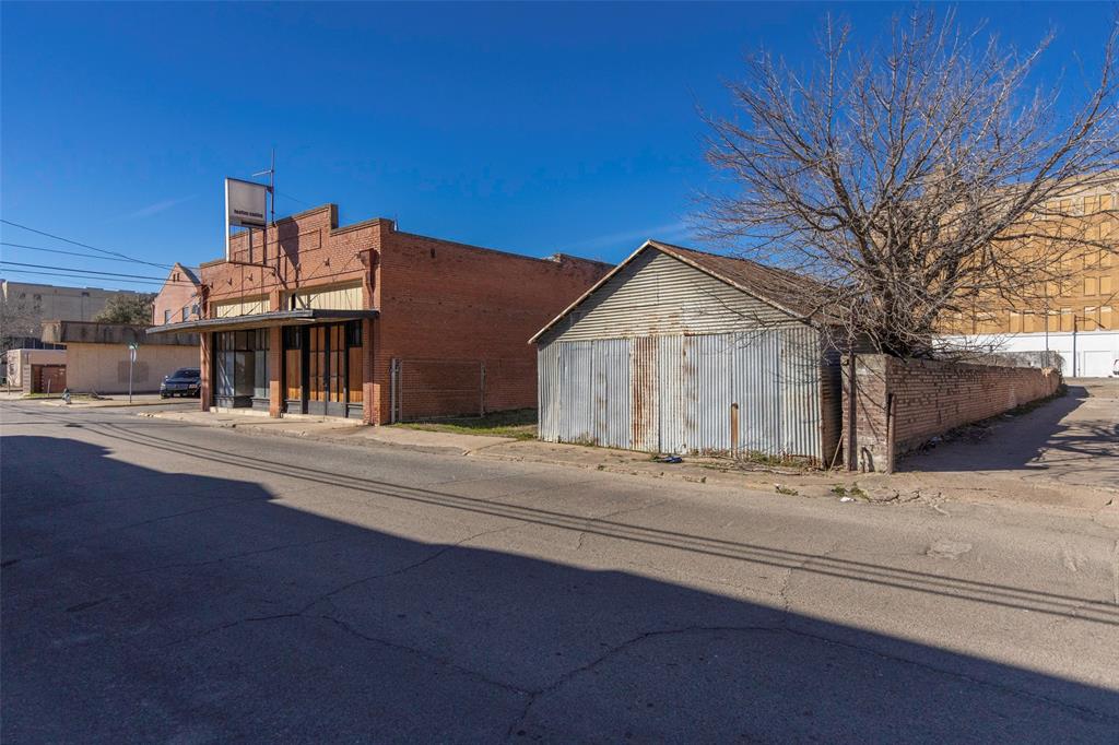 2616 Pickett Street Property Photo 3