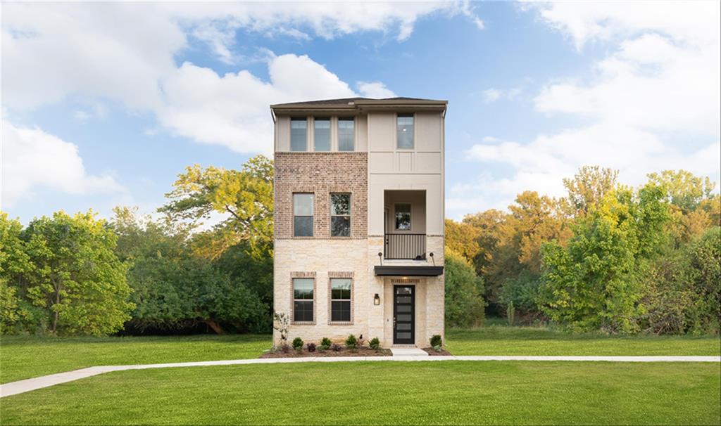 7581 Laburnam Road Property Photo