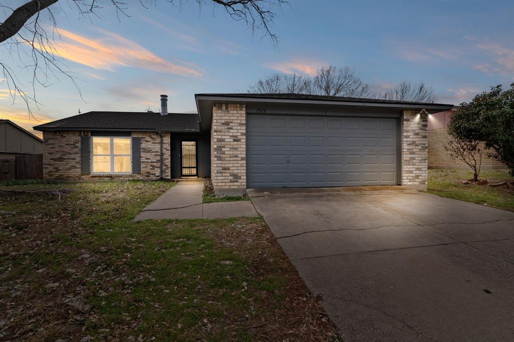 7573 Bigleaf Lane Property Photo