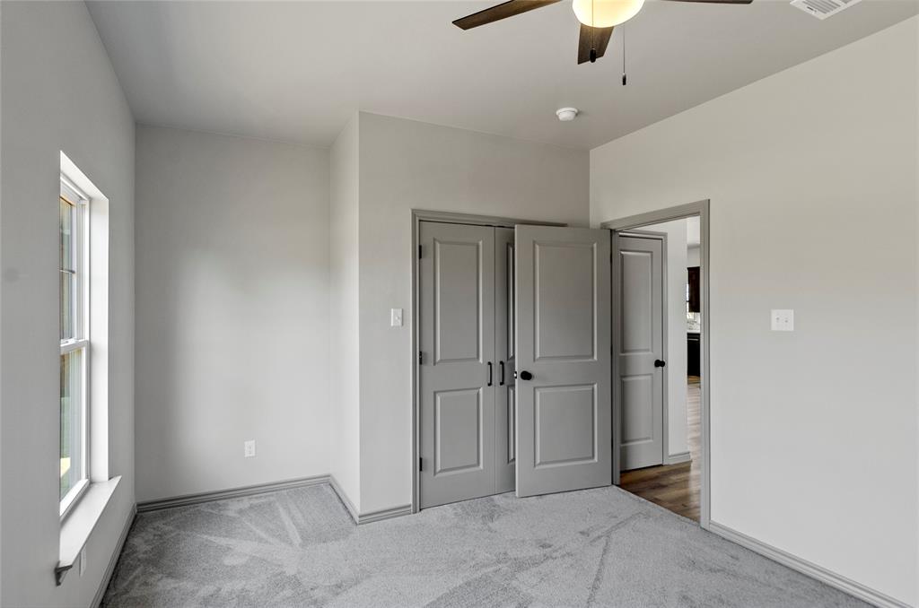 316 Clubview Drive Property Photo 12