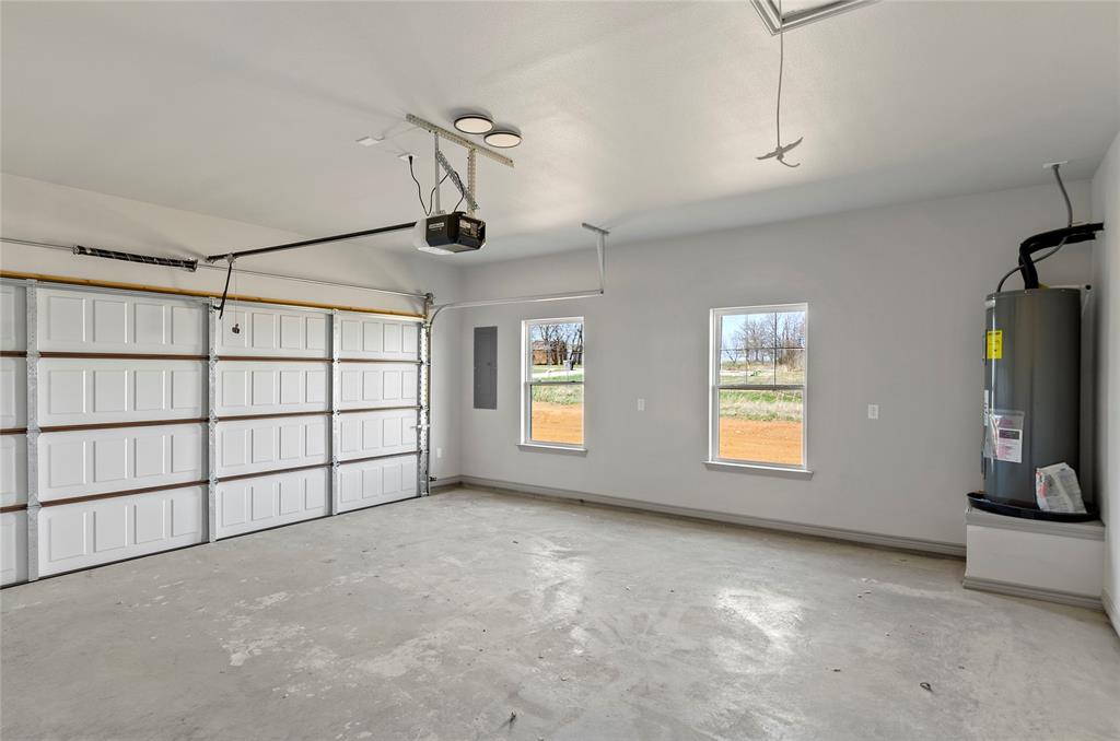 316 Clubview Drive Property Photo 18