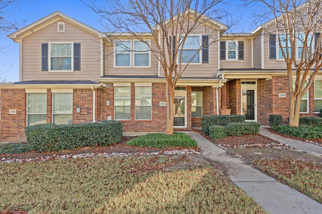 2204 Stonepark Place Property Photo 1