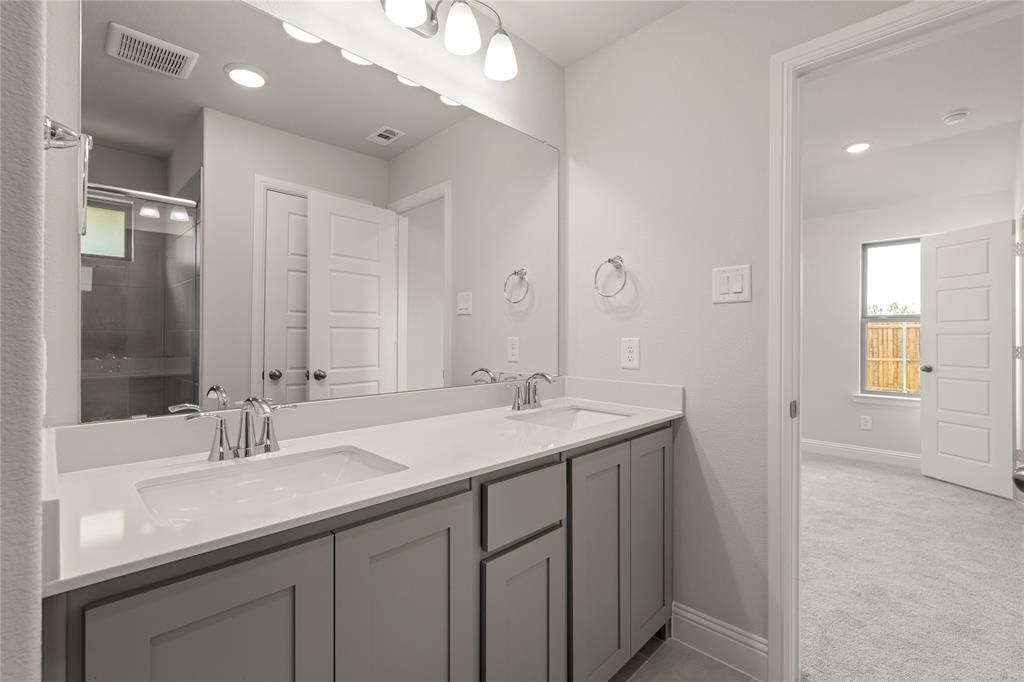 1621 Meadow Crest Drive Property Photo 20