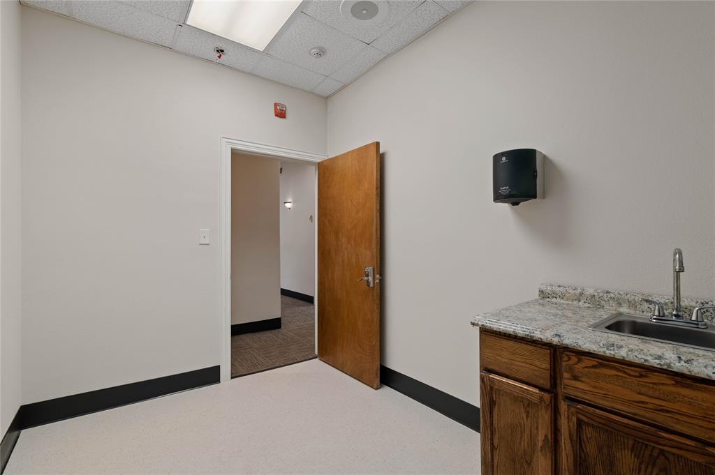 3605 Interstate 30 Property Photo 22