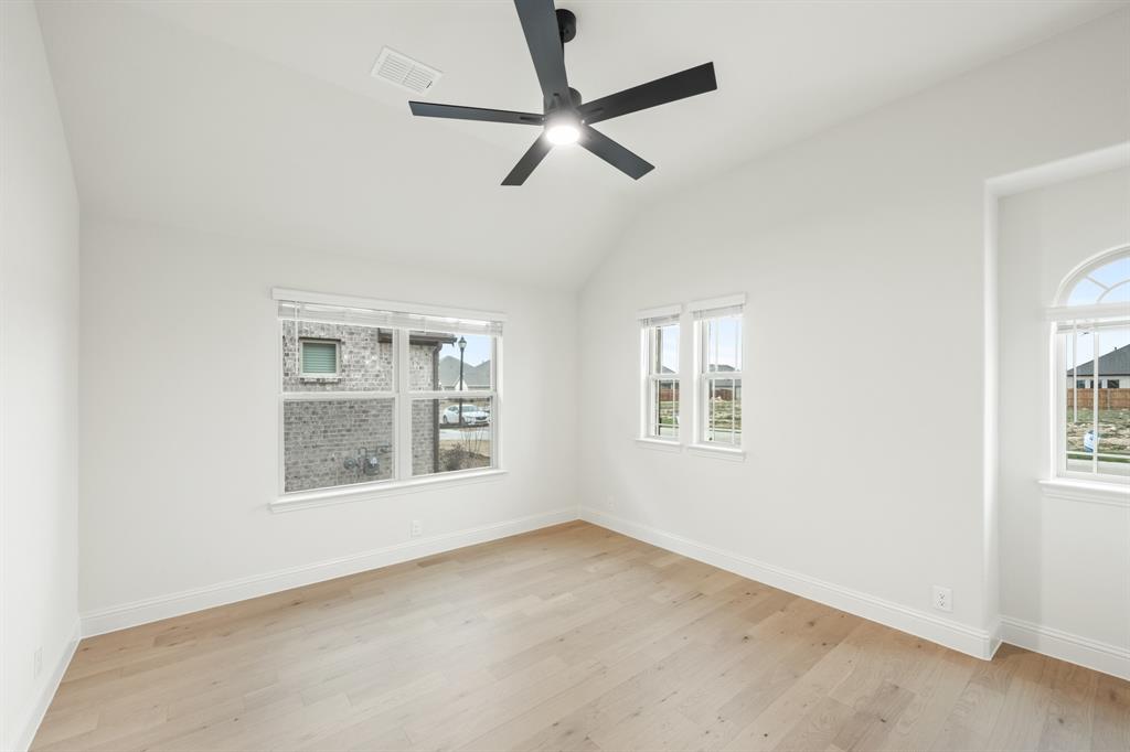 1016 Silver Sage Drive Property Photo 6