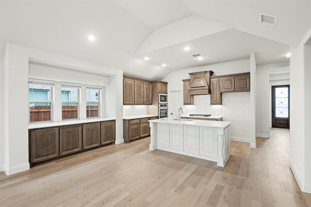 1016 Silver Sage Drive Property Photo 13