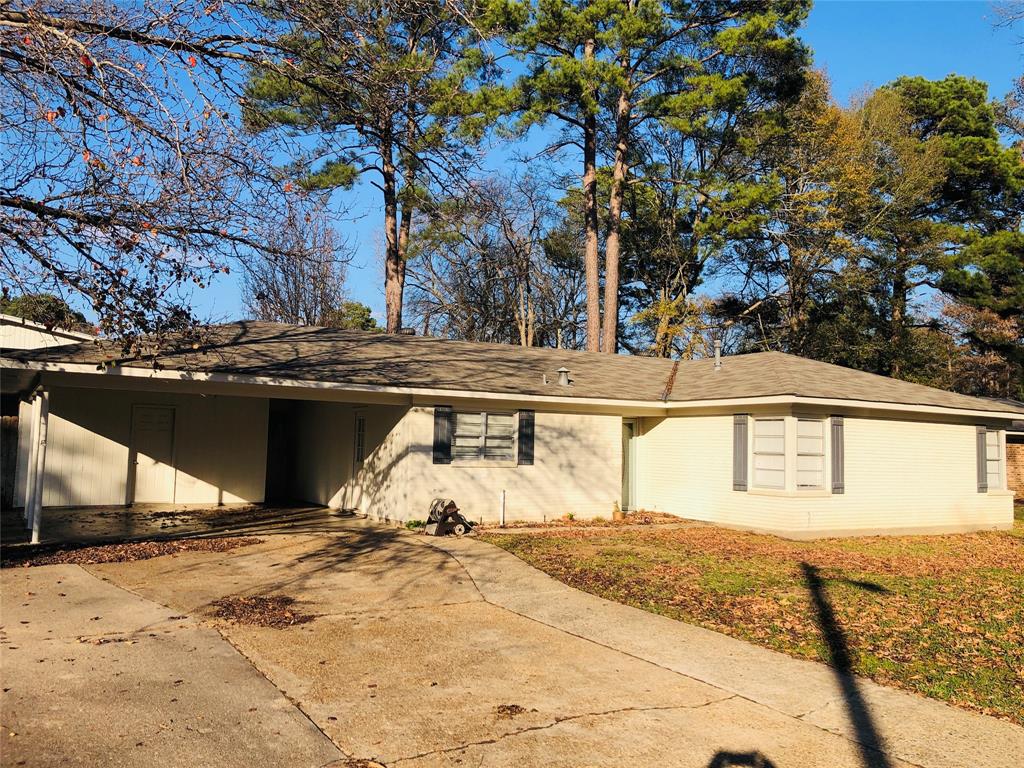 924 Francais Drive Property Photo