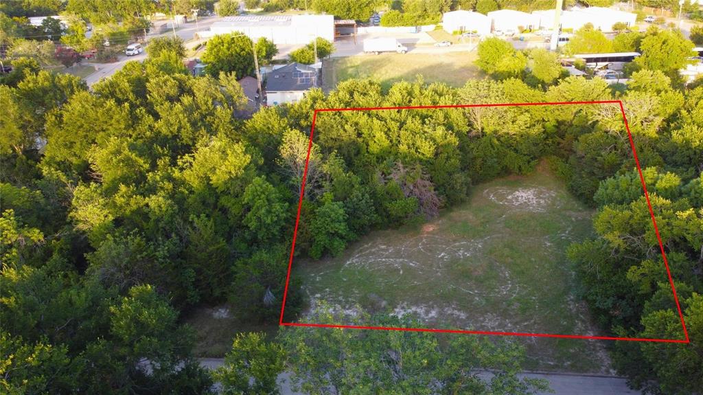 607 Parkdale Lane Property Photo 1