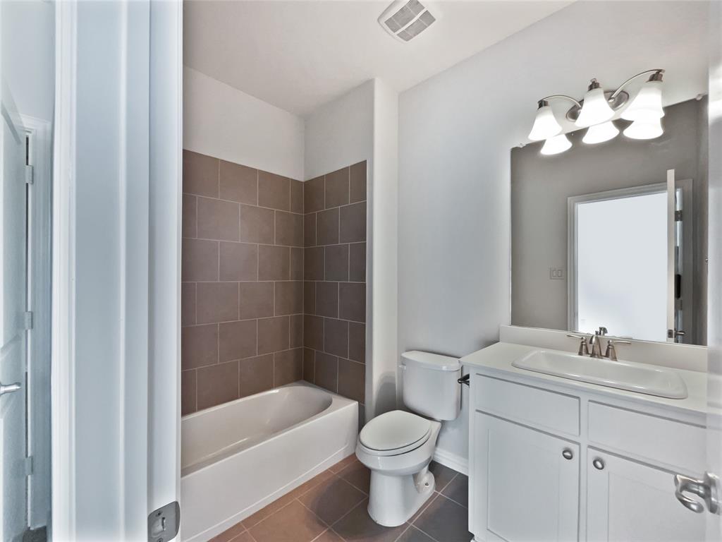 640 Lockton Lane Property Photo 17