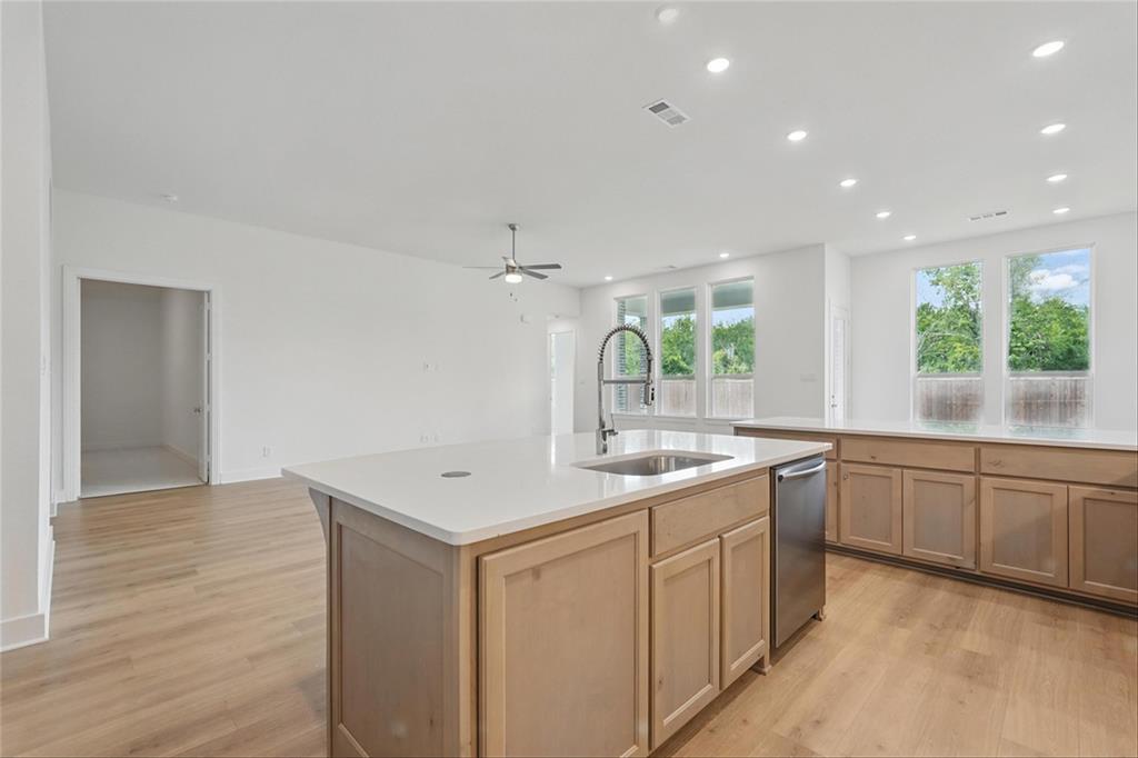 1910 Benedetto Way Property Photo 3