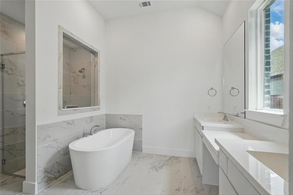 1910 Benedetto Way Property Photo 13