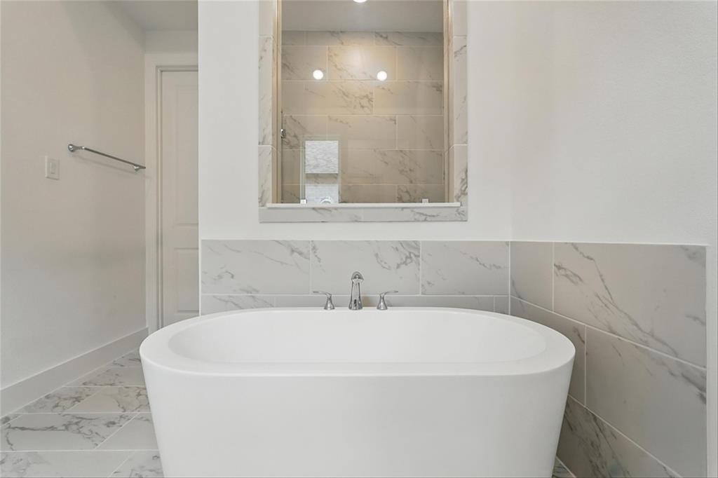 1910 Benedetto Way Property Photo 14