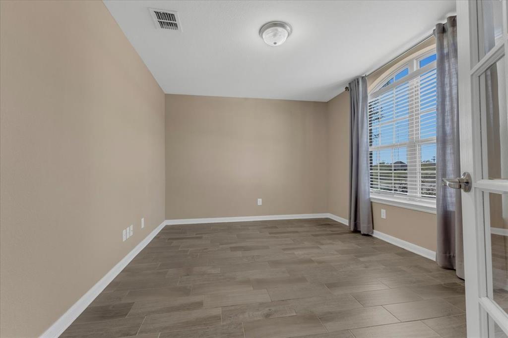 100 Antler Trail Property Photo 4