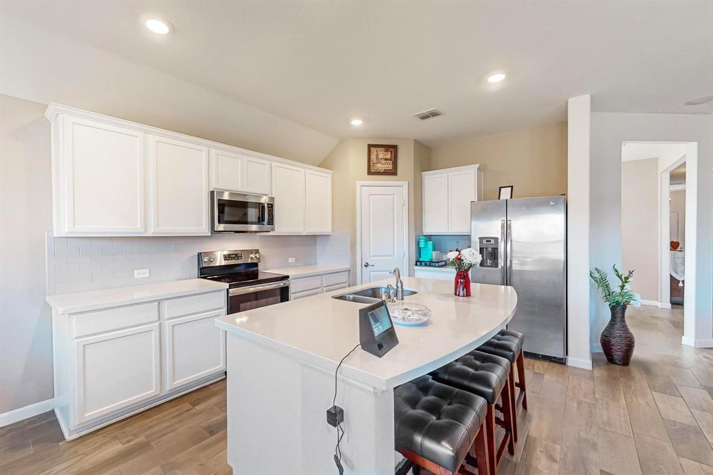 100 Antler Trail Property Photo 10