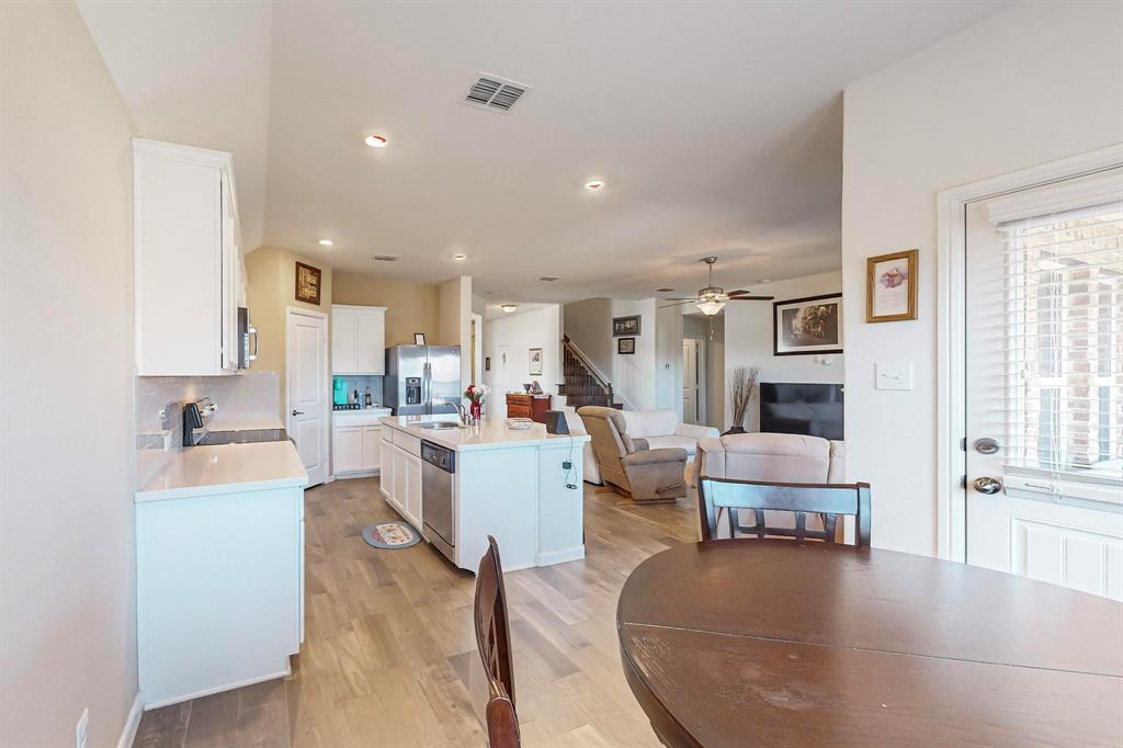 100 Antler Trail Property Photo 12