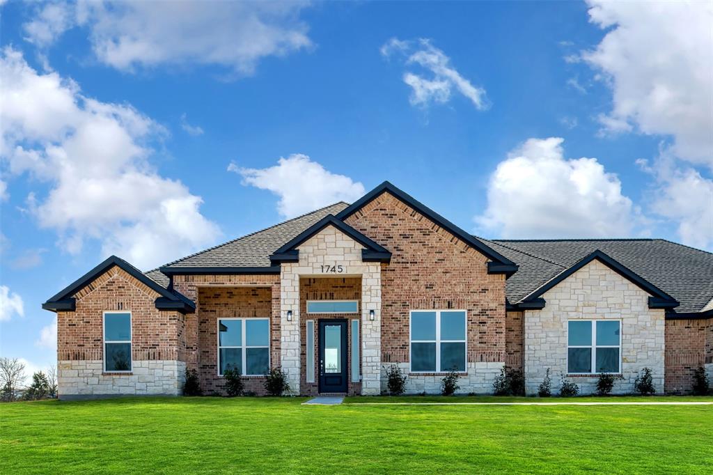 1745 Crestridge Circle Property Photo 4