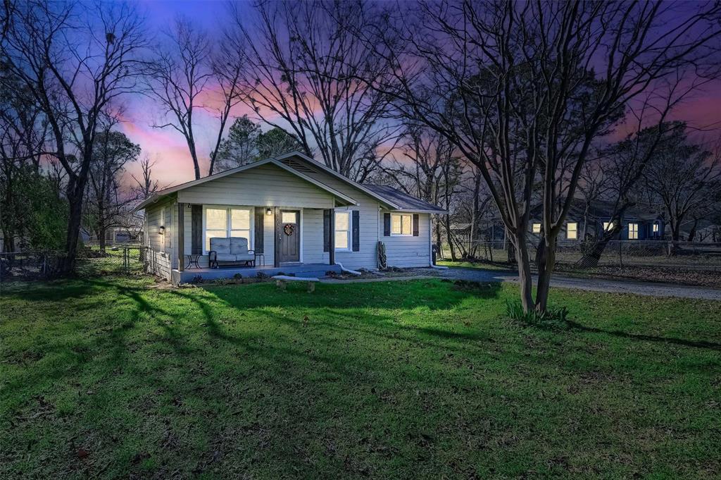 2230 Loy Lake Road Property Photo 1