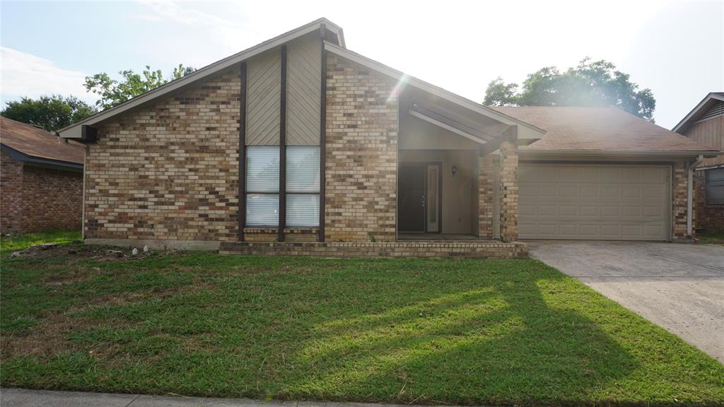 8009 Pebblebrook Drive Property Photo