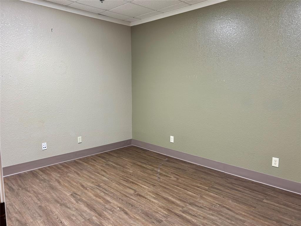 214 E California Street B Property Photo 19