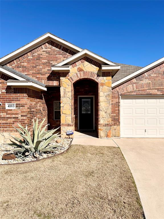 4103 Windmill Court Property Photo 5