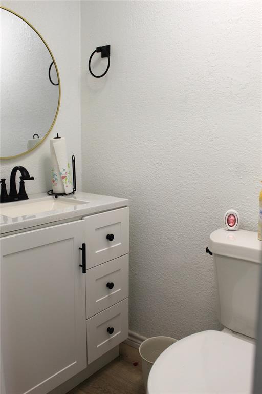 508 S Devine Street Property Photo 4