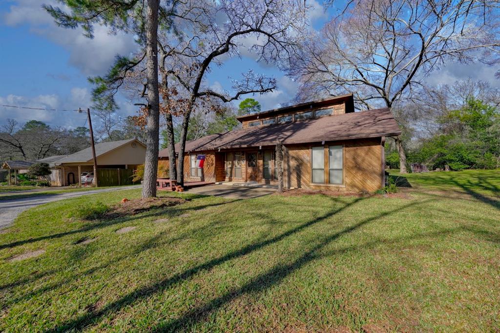 324 Highlander Heights Property Photo 1