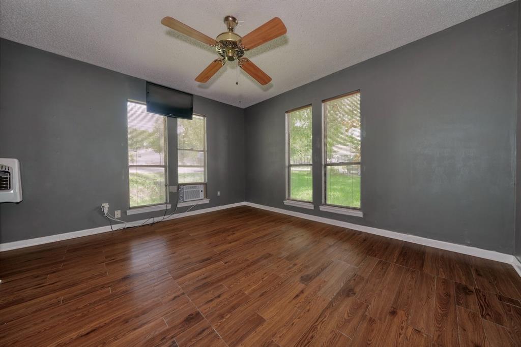 324 Highlander Heights Property Photo 16