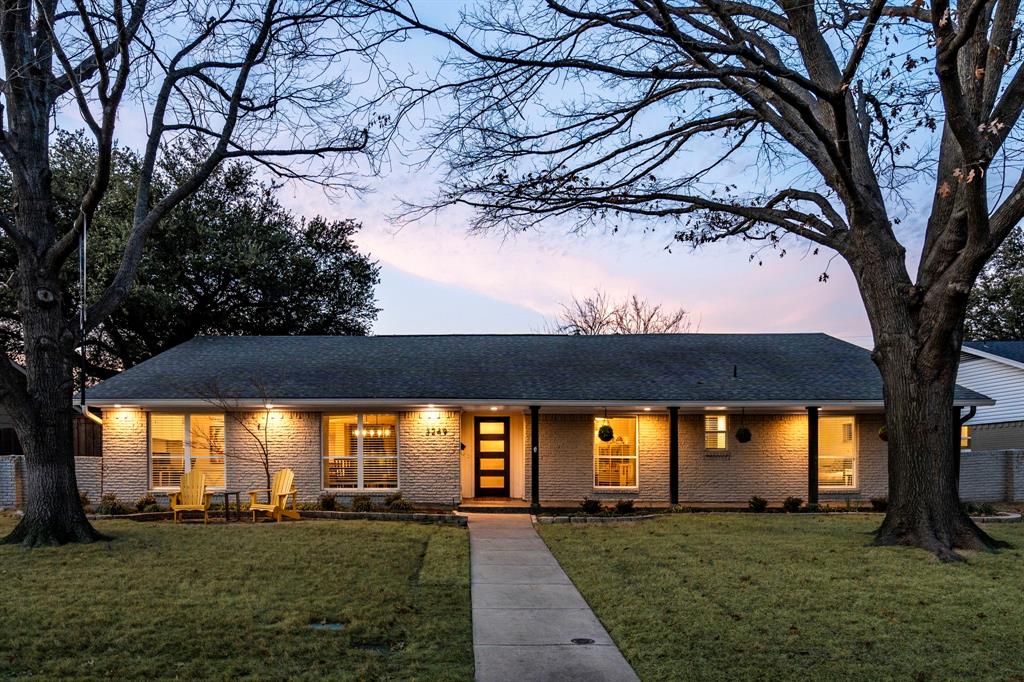 3249 Camelot Drive Property Photo
