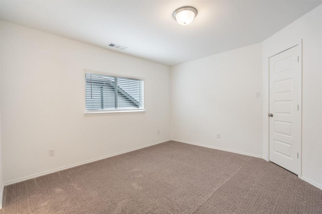 5635 Huffines Boulevard Property Photo 26
