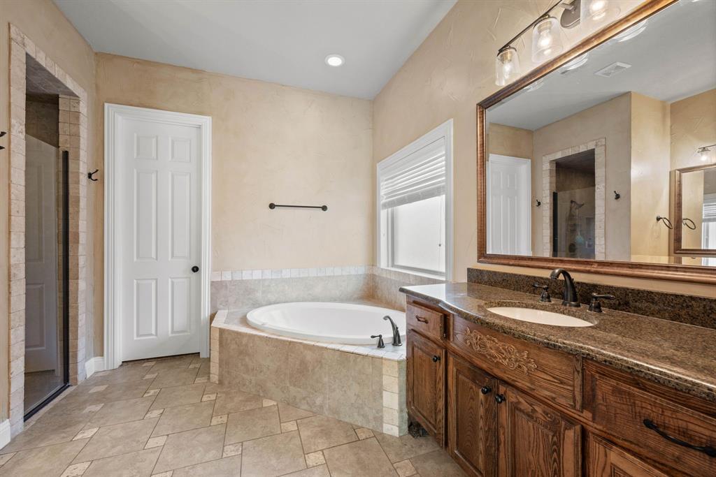9204 Belaire Drive Property Photo 14