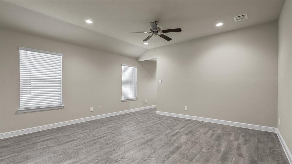 606 Capstone Circle Property Photo 15