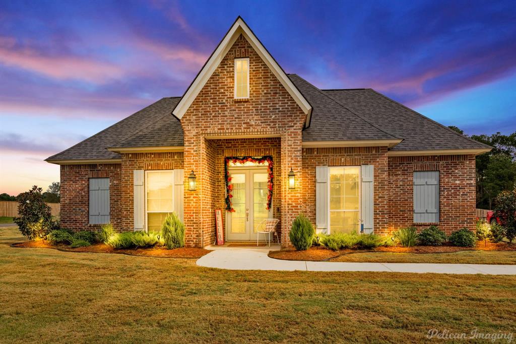 335 Hall Property Photo