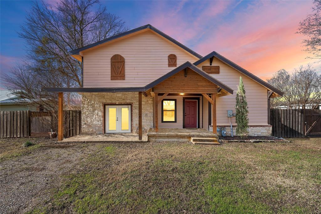 306 S College Street Property Photo