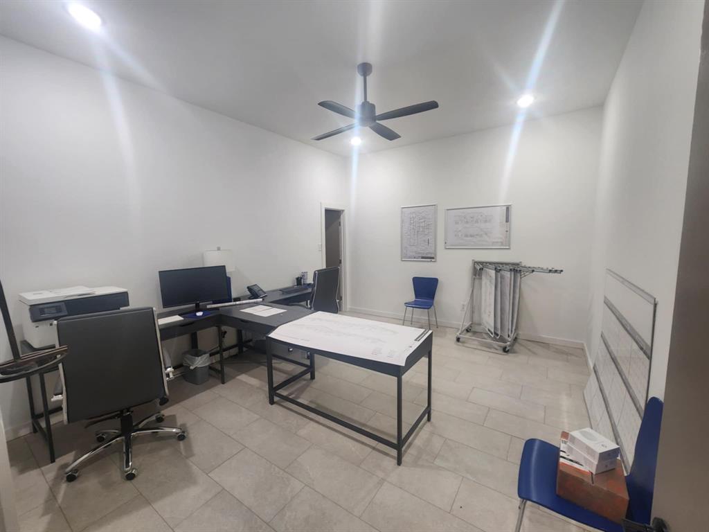 2315 Michigan Court Property Photo 15