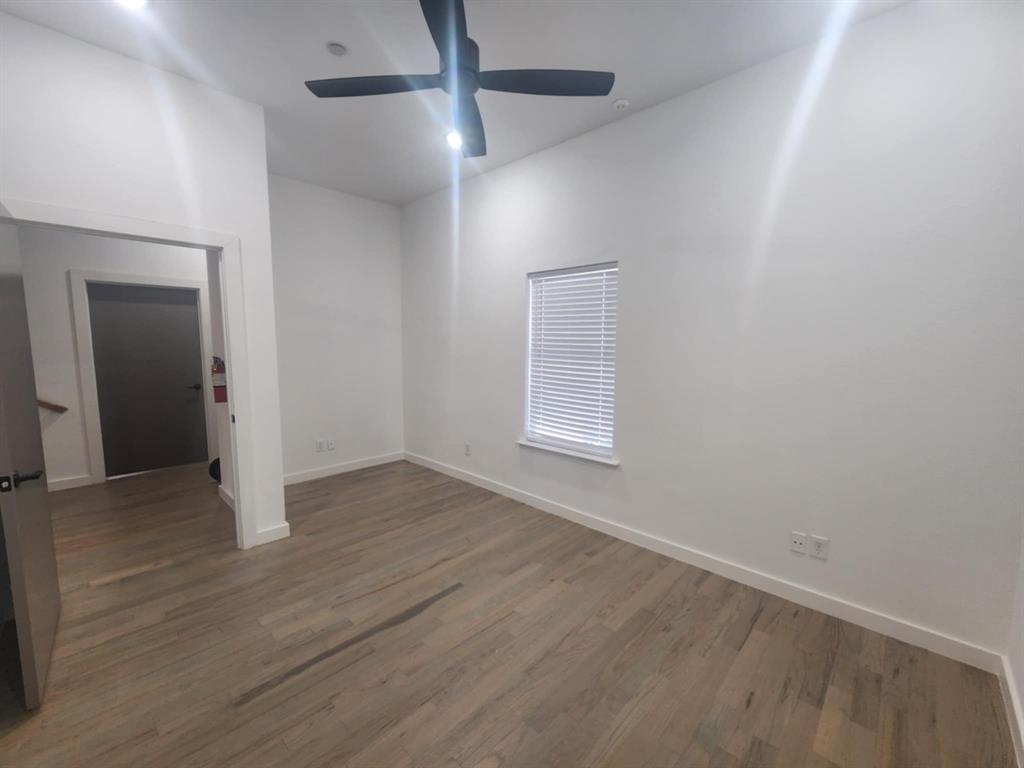 2315 Michigan Court Property Photo 24