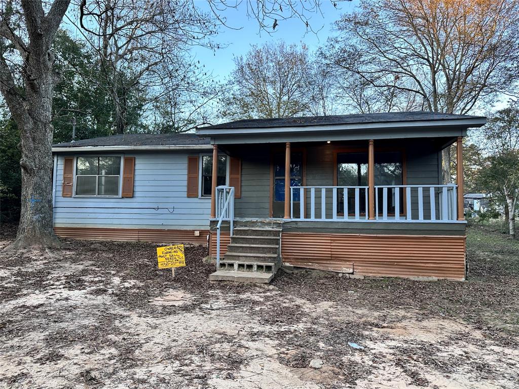 708 Ellington Street Property Photo