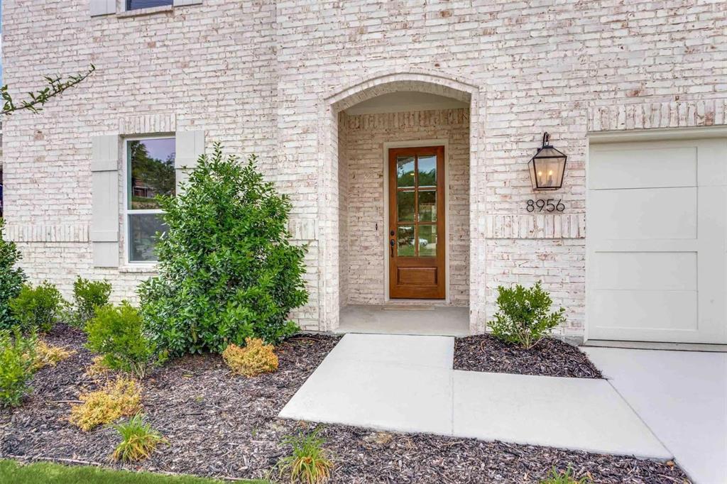 8956 Armstrong Court Property Photo 2