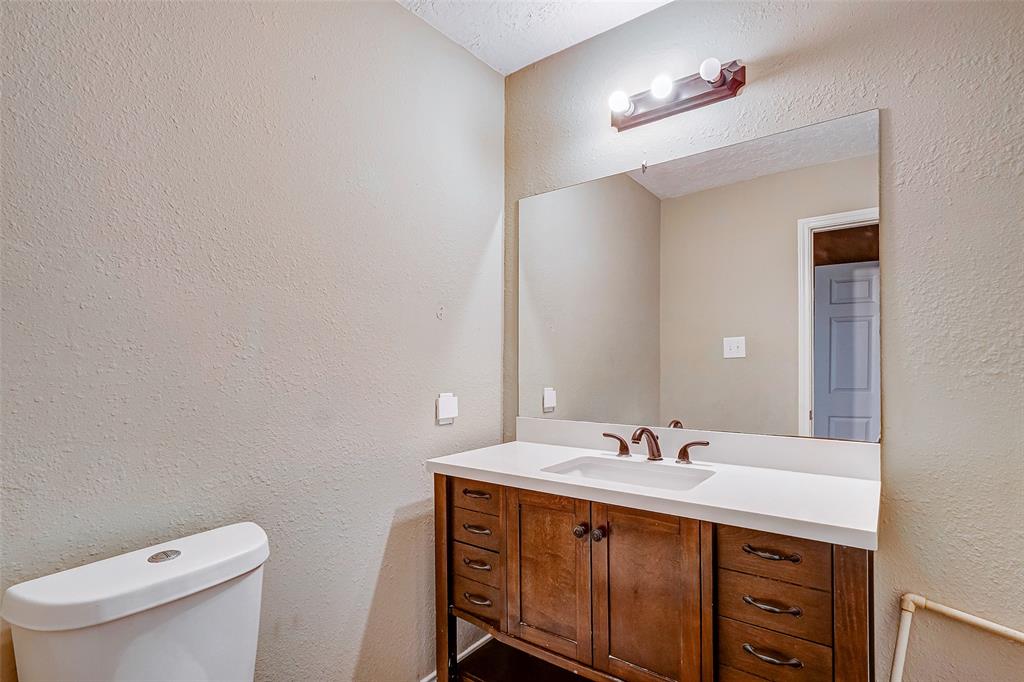 11915 Svoboda Road Property Photo 7