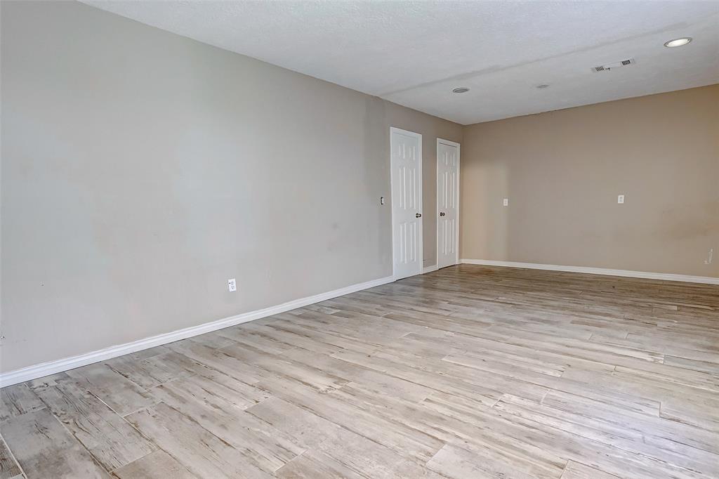 11915 Svoboda Road Property Photo 11