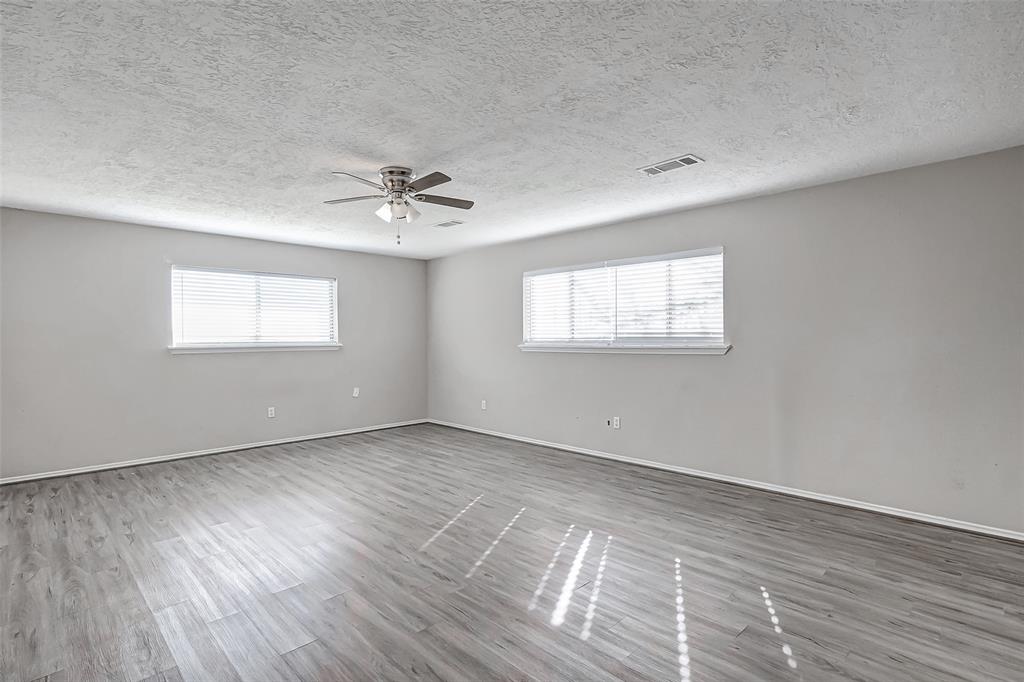 11915 Svoboda Road Property Photo 18
