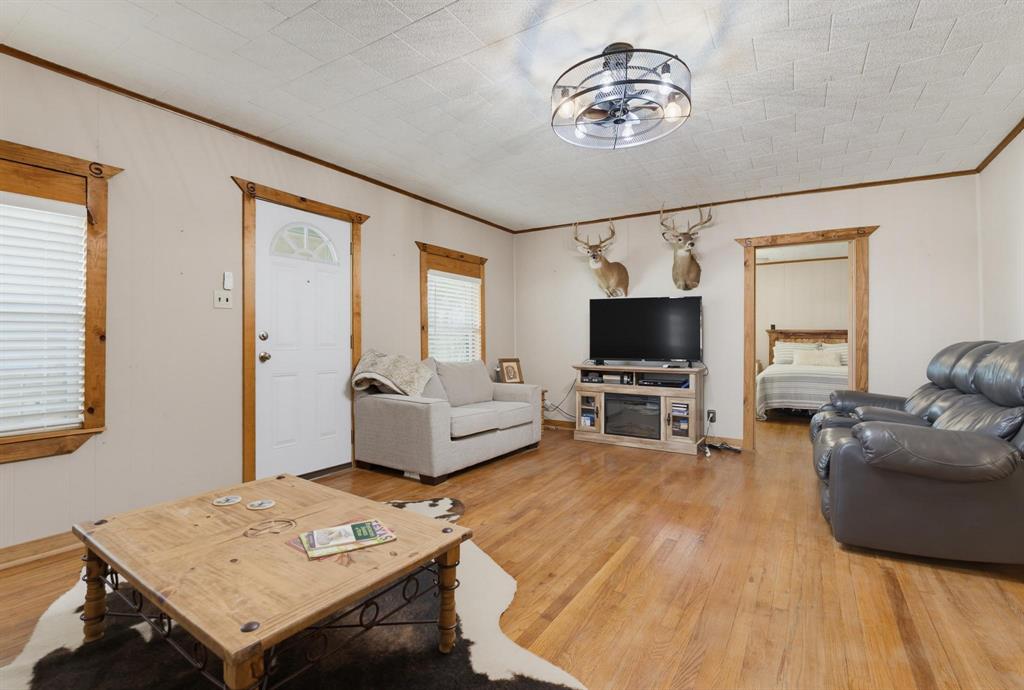 17921 Tx-16 Property Photo 17