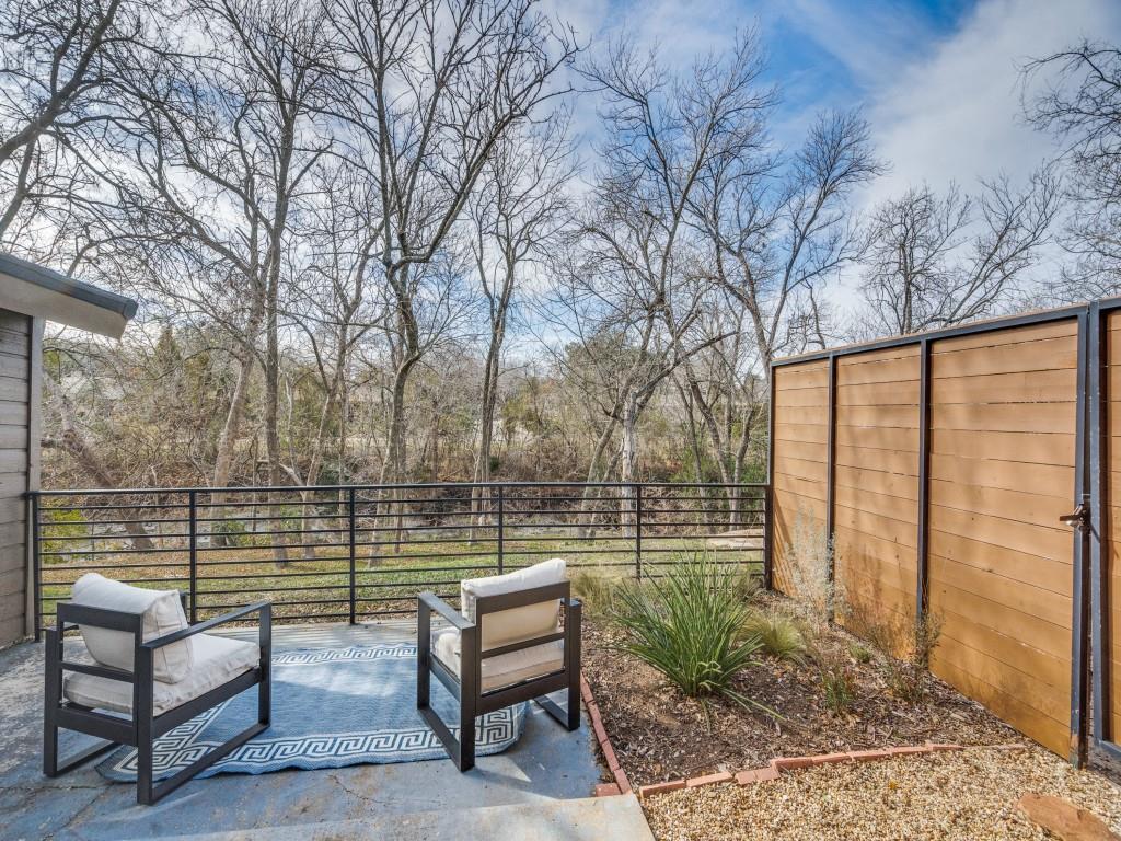2204 W Park Boulevard Property Photo 1