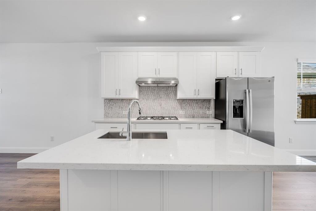 3333 Little Bluestem Road Property Photo 2
