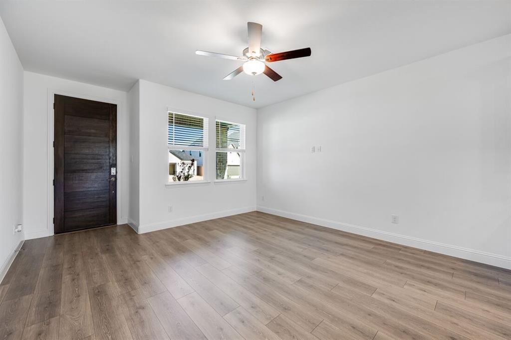 3333 Little Bluestem Road Property Photo 8