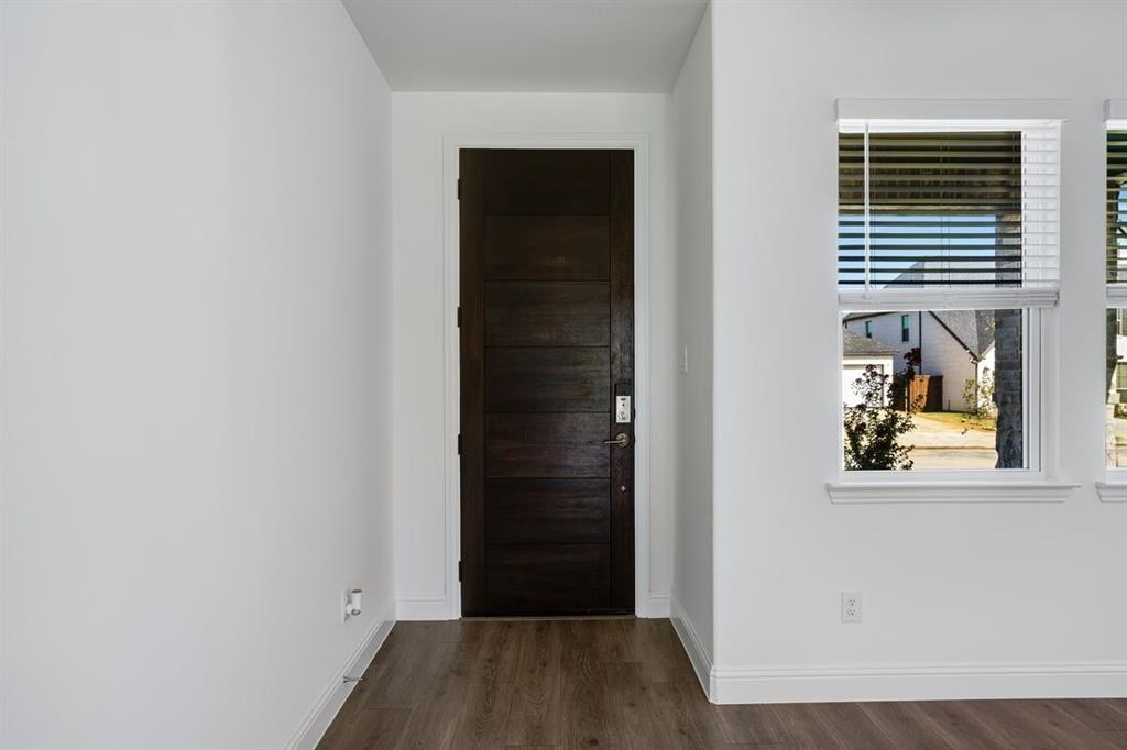 3333 Little Bluestem Road Property Photo 13