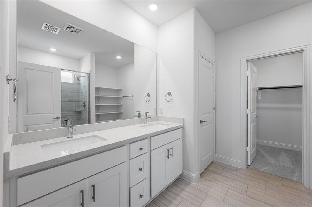 3333 Little Bluestem Road Property Photo 16