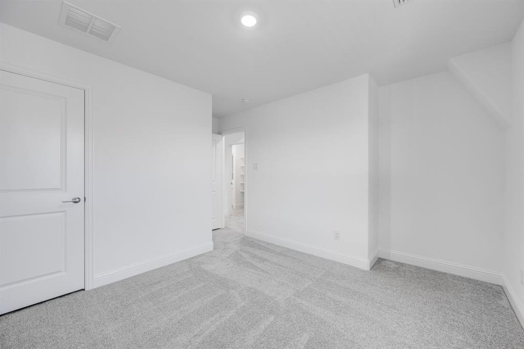 3333 Little Bluestem Road Property Photo 21